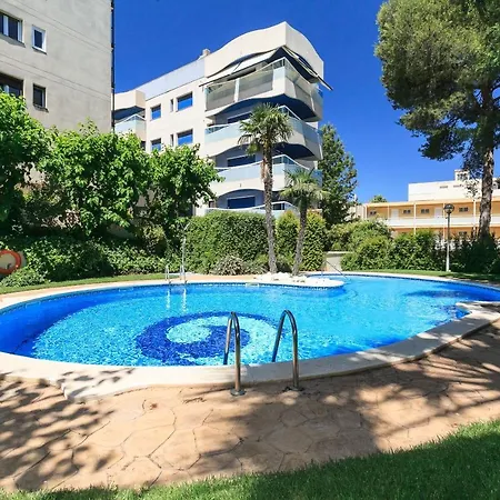 Apartment Uhc Les Ones Family Complex
