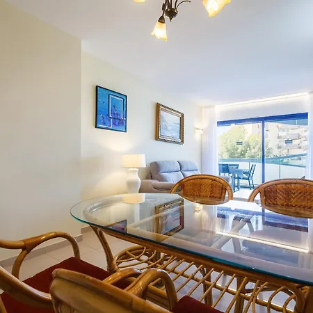 Uhc Les Ones Family Complex Apartment